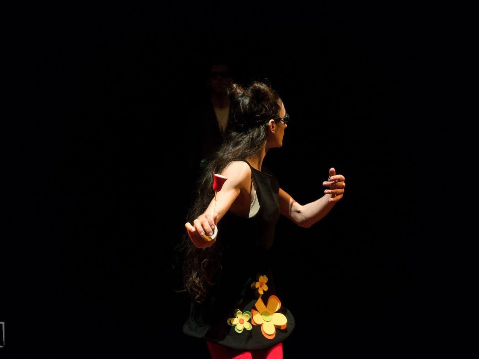 istruzioni per togliersi gli occhiali 4