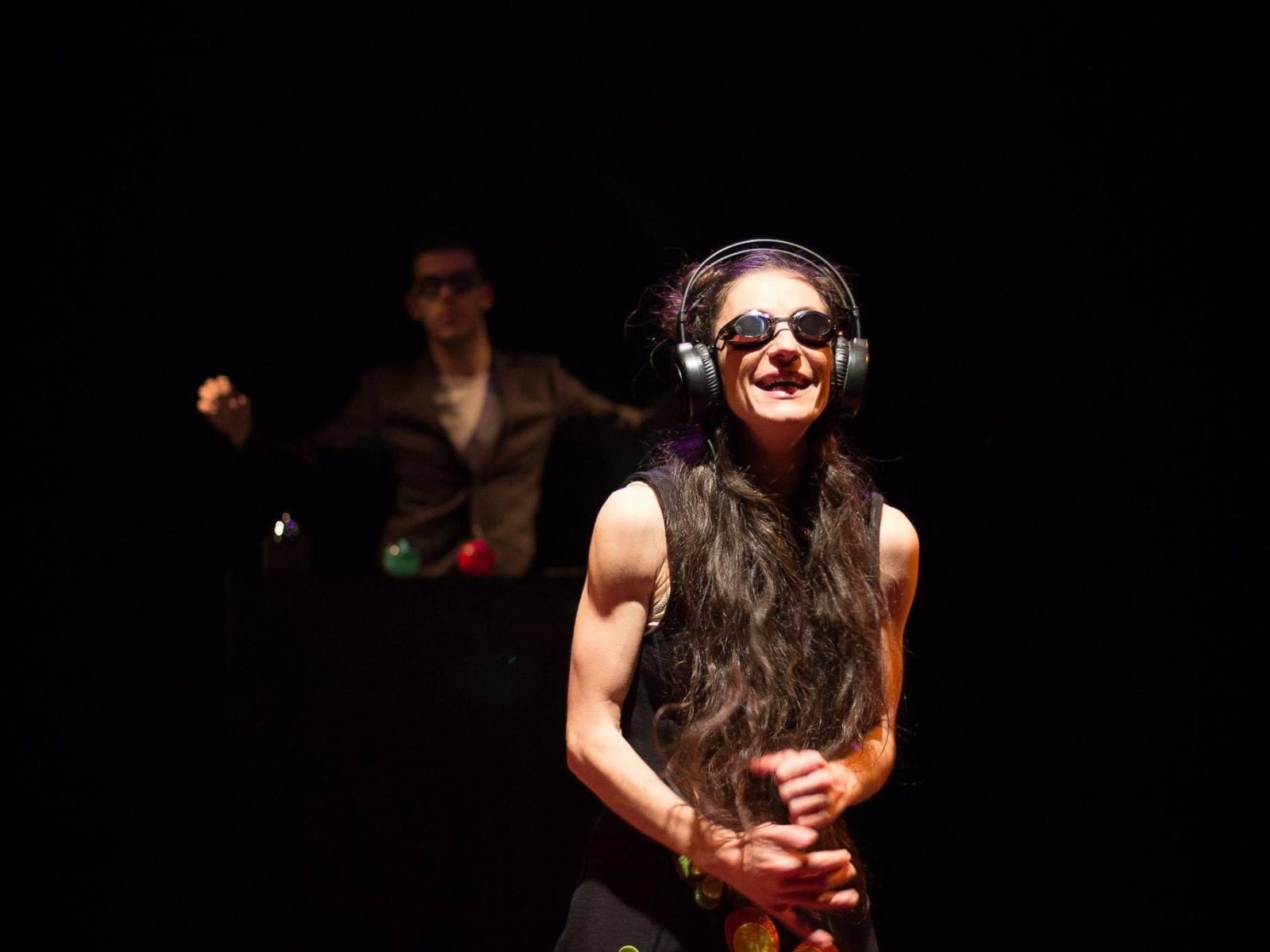 istruzioni per togliersi gli occhiali 9